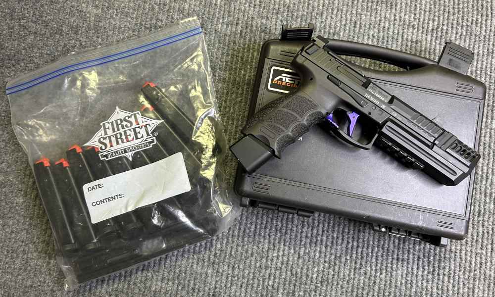 *Bundle* HK VP9 Semi Auto Pistol w/ Upgrades & 13 Mags Total - 9mm-img-0