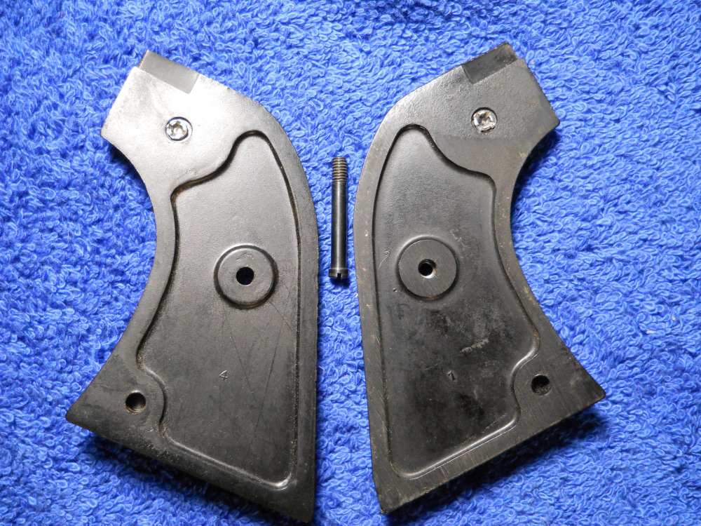 FACTORY RUGER FIRST MODEL SINGLE SIX BLACK HAWK 3 SCREW FLAT TOP XR3 GRIPS -img-2