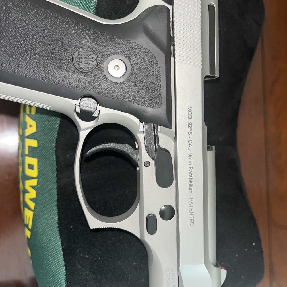 LNIB Beretta 92FS INOX -img-11