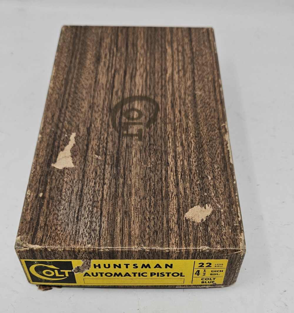Colt Huntsman .22 LR 4.5" — MFG 1957, Original Box & Papers Colt Blue-img-13