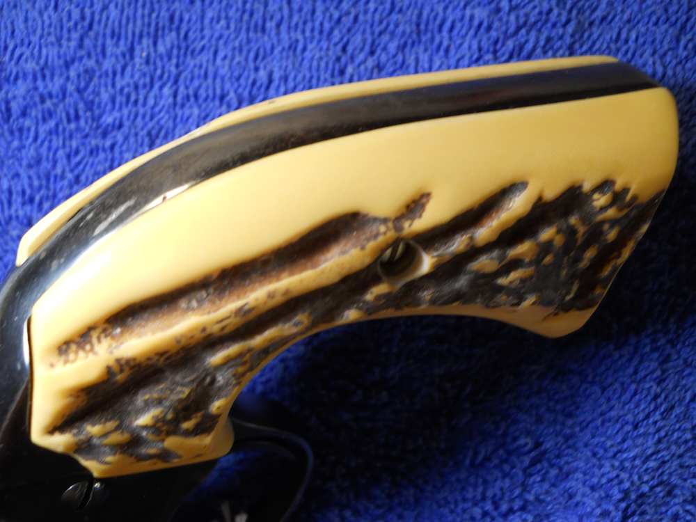 TWO PIECE FAUX STAG COLT BISLEY SAA GRIPS-img-2