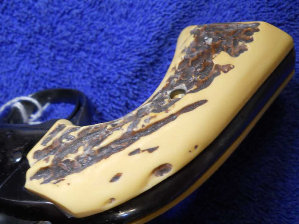 TWO PIECE FAUX STAG COLT BISLEY SAA GRIPS-img-3