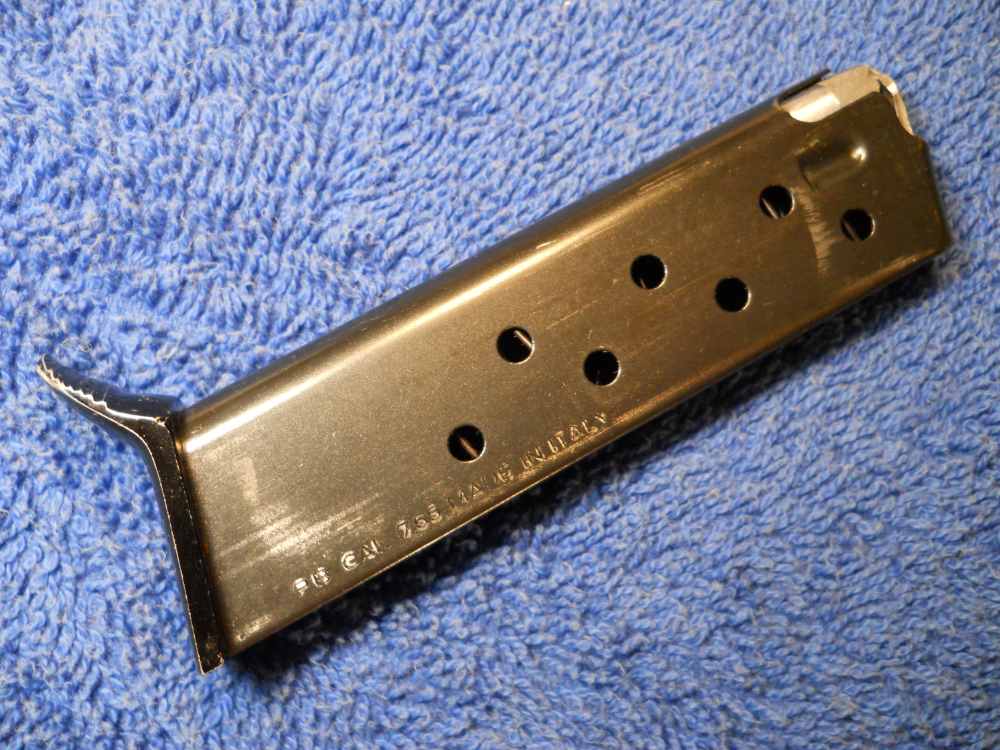FACTORY BERETTA NEW PUMA 32 CALIBER MAGAZINE CLIP-img-0