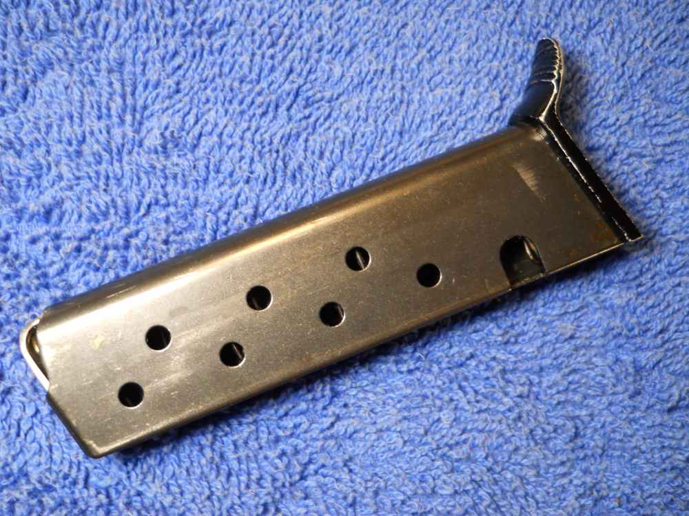 FACTORY BERETTA NEW PUMA 32 CALIBER MAGAZINE CLIP-img-1