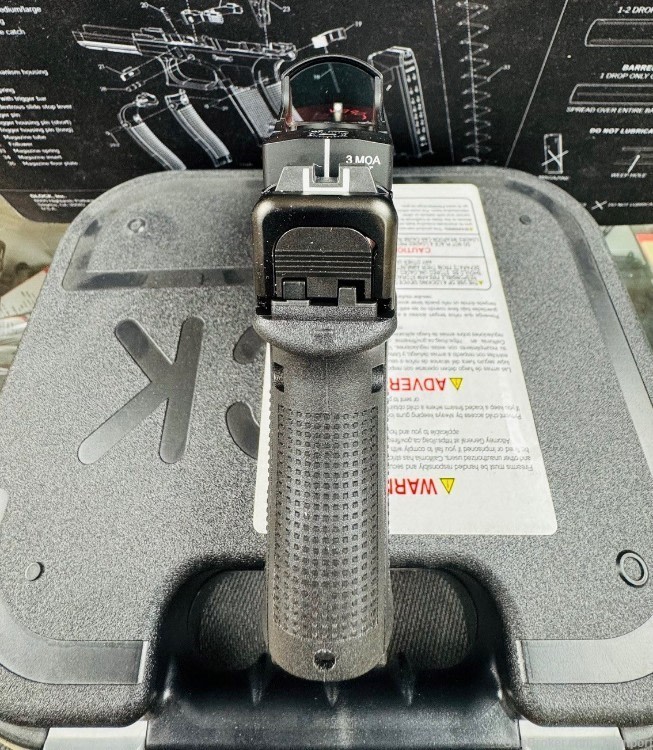 Glock 19 Gen5 MOS 9mm 4.02" Barrel 15rds w/ Red Dot Burris-img-1