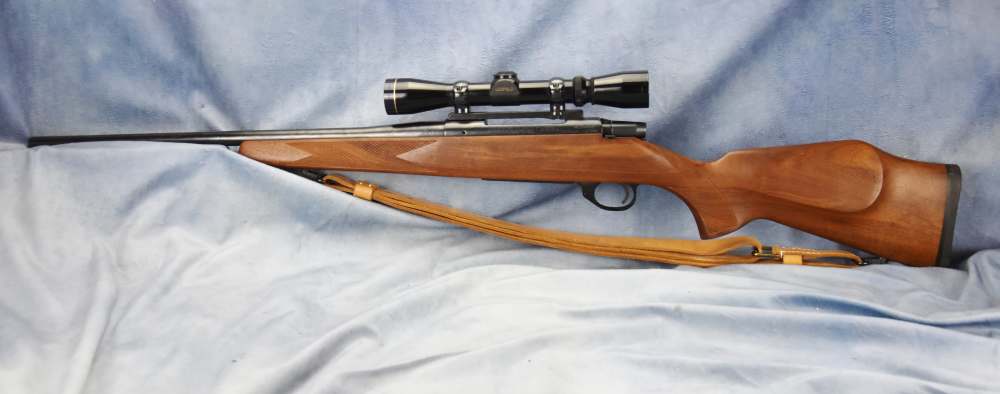 Vintage Weatherby Vanguard VGL Lightweight .270 Winchester Leupold scope -img-36
