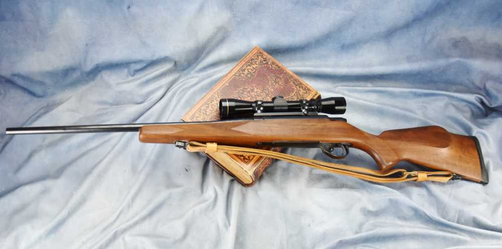 Vintage Weatherby Vanguard VGL Lightweight .270 Winchester Leupold scope -img-6