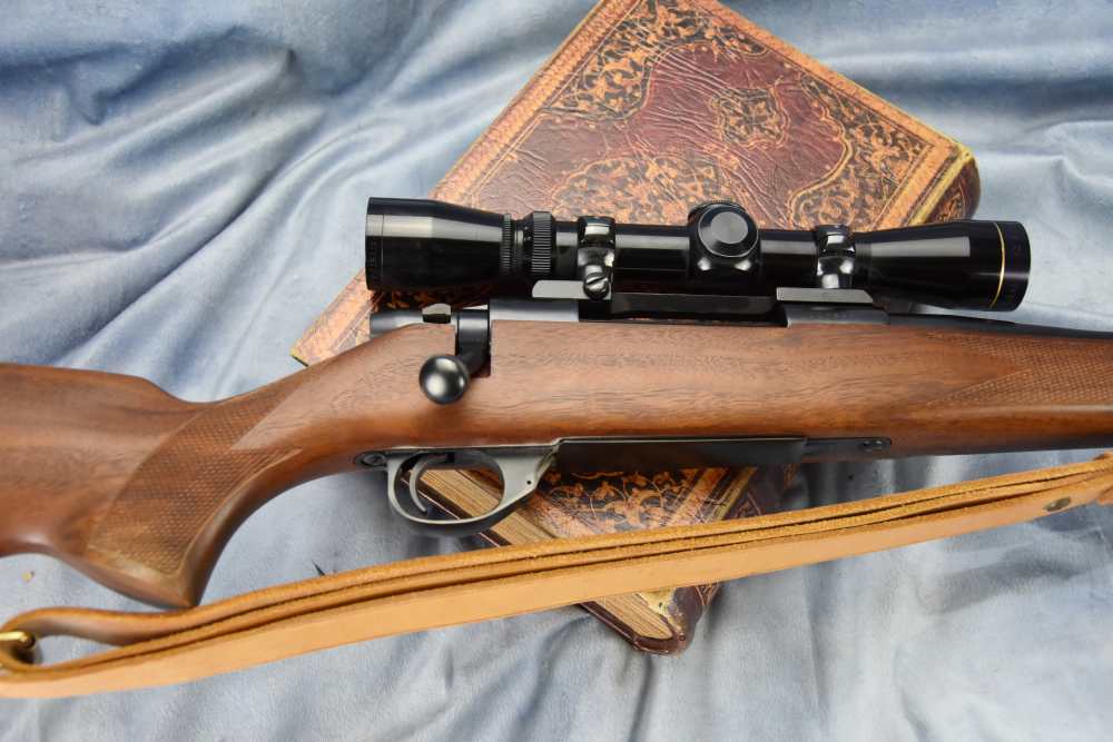 Vintage Weatherby Vanguard VGL Lightweight .270 Winchester Leupold scope -img-3