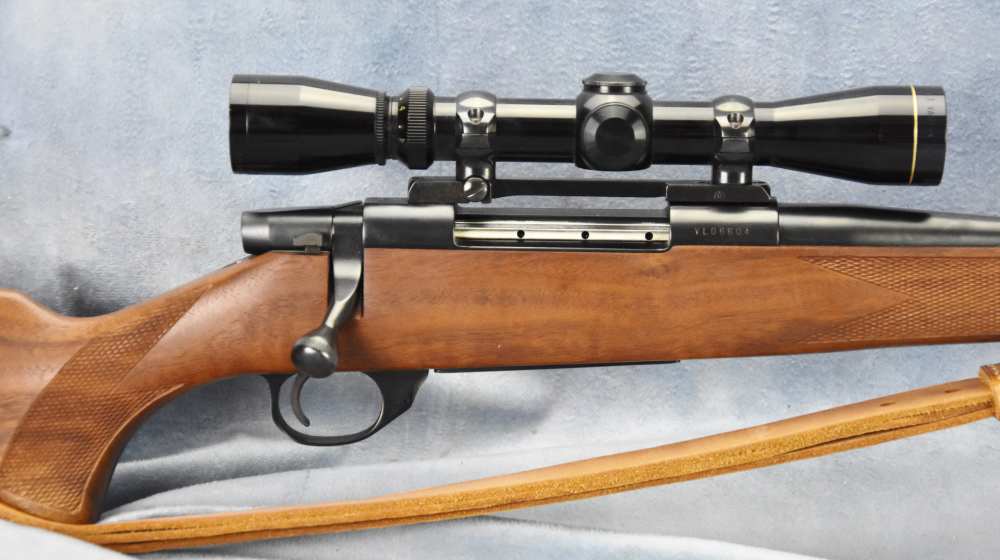 Vintage Weatherby Vanguard VGL Lightweight .270 Winchester Leupold scope -img-55