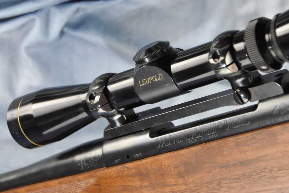 Vintage Weatherby Vanguard VGL Lightweight .270 Winchester Leupold scope -img-16
