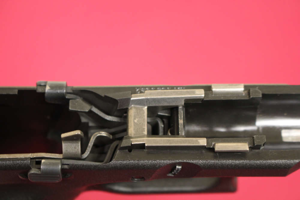Glock 19 Gen 5 Austria Pistol w/4" Barrel, Holster, Box, 7x 15rd Mags-img-31