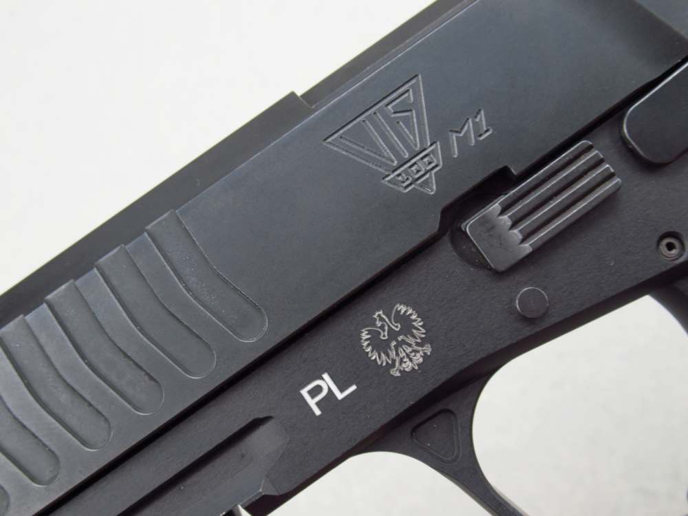 Unfired Factory New FB Radom VIS 100 Polish 9mm Luger pistol Mag98 vis100-img-14