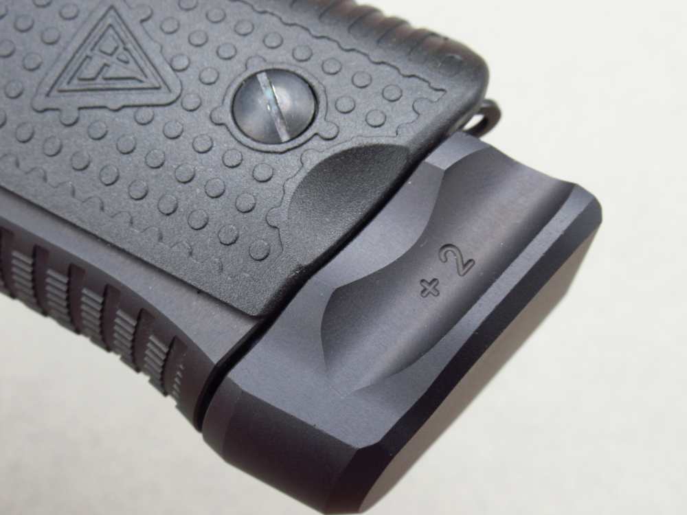 Unfired Factory New FB Radom VIS 100 Polish 9mm Luger pistol Mag98 vis100-img-17
