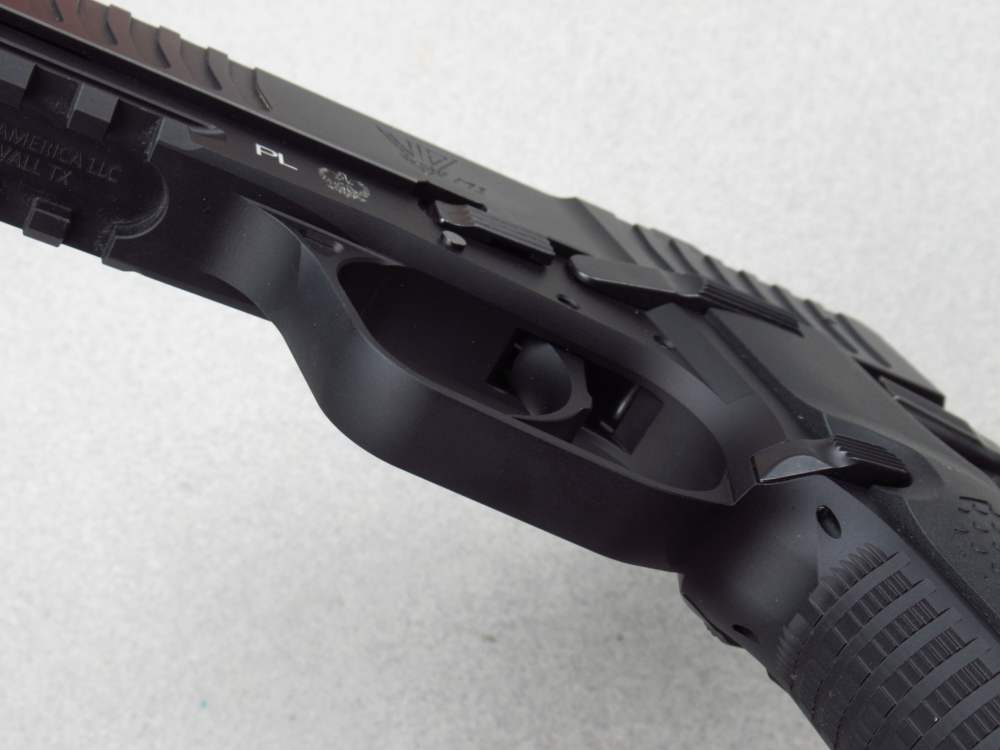 Unfired Factory New FB Radom VIS 100 Polish 9mm Luger pistol Mag98 vis100-img-21