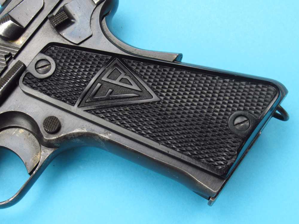 Rare WWII 1941 Slotted Polish Radom VIS pistol 9mm Luger German P38-img-8