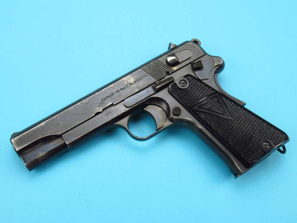 Rare WWII 1941 Slotted Polish Radom VIS pistol 9mm Luger German P38-img-5