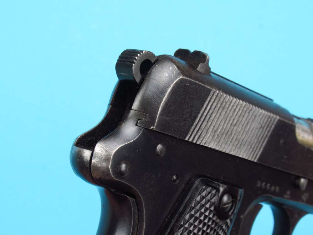 Rare WWII 1941 Slotted Polish Radom VIS pistol 9mm Luger German P38-img-61