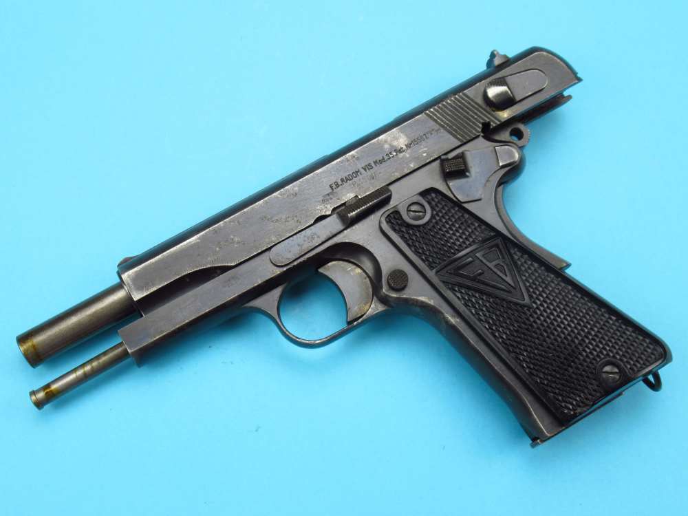 Rare WWII 1941 Slotted Polish Radom VIS pistol 9mm Luger German P38-img-69