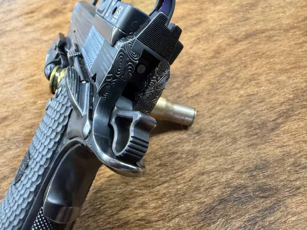 Cabot Apocolypse Commander 1911 9mm DAMASCUS-img-7