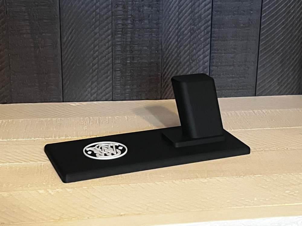 Smith & Wesson M&P Pistol Stand - Custom 3D Printed Display-img-0