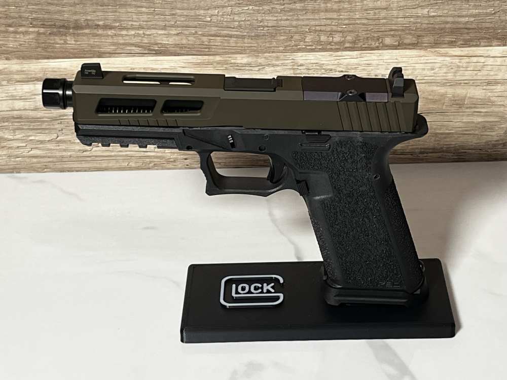 Glock Pistol Stand - Custom 3D Printed Display-img-1