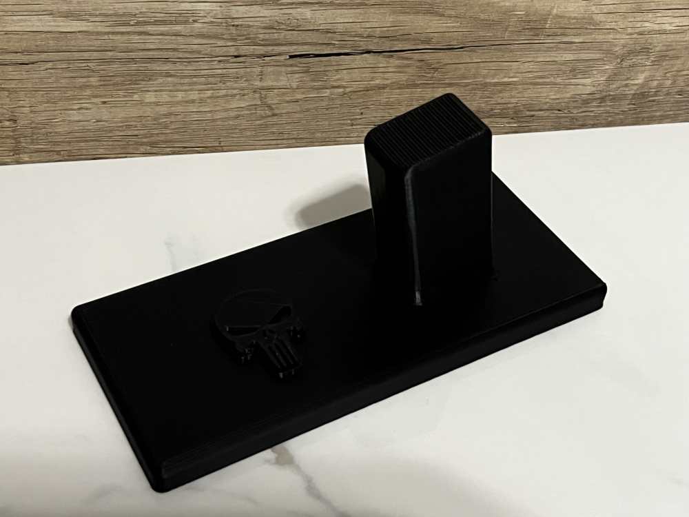 Punisher Themed Glock Pistol Stand All Black Custom 3D Printed Display-img-2