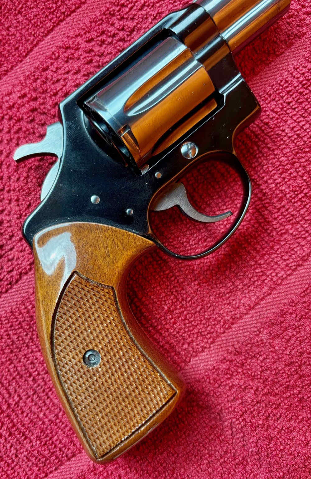 Colt Cobra - 2nd Issue - 1974 - 38 Special-img-2