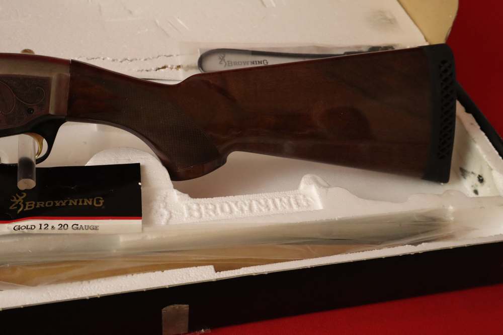  2000 Browning gold Hunter 12ga   NRA  Gun of the year #113 OF 750 -img-6