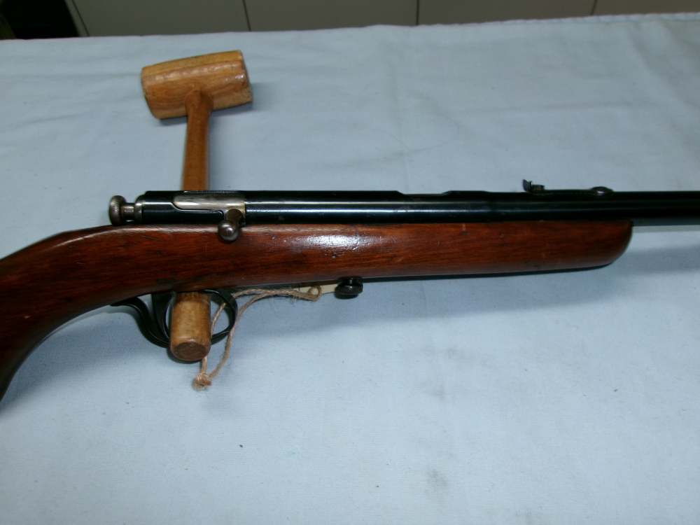 C. J. HAMILTON & SON MODEL 147 .22 SINGLE SHOT RIFLE-img-2