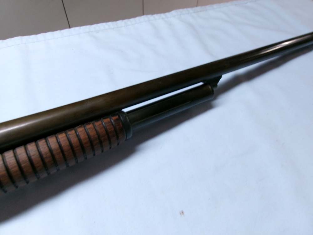 STEVENS 820B 12 GA. PUMP SHOTGUN-img-4