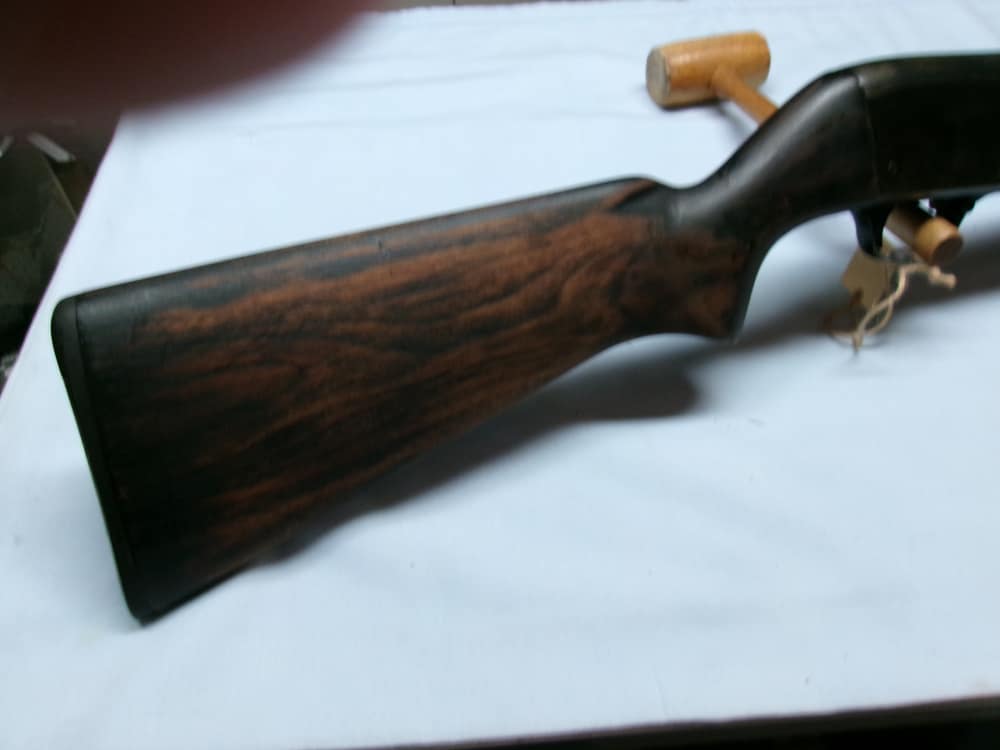 STEVENS 820B 12 GA. PUMP SHOTGUN-img-1