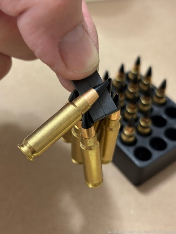 5.7x28mm SS109 62 gr Armor Piercing Ammo! Box of 25.-img-2