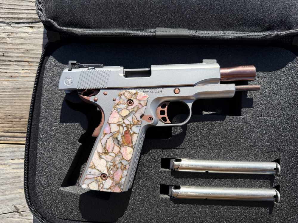 Nighthawk Custom Lady Hawk 2.0 - 45 ACP- Bull Barrel - Tritium Sights-img-3