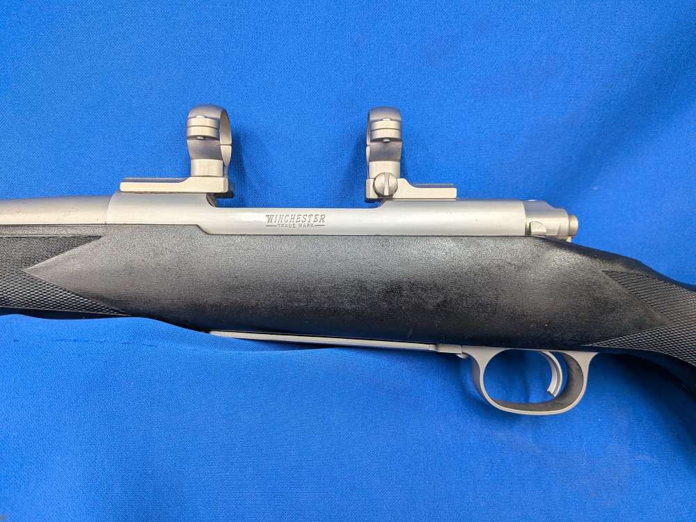 Winchester model 70 Classic Stainless 300 Winchester Magnum 26"-img-9