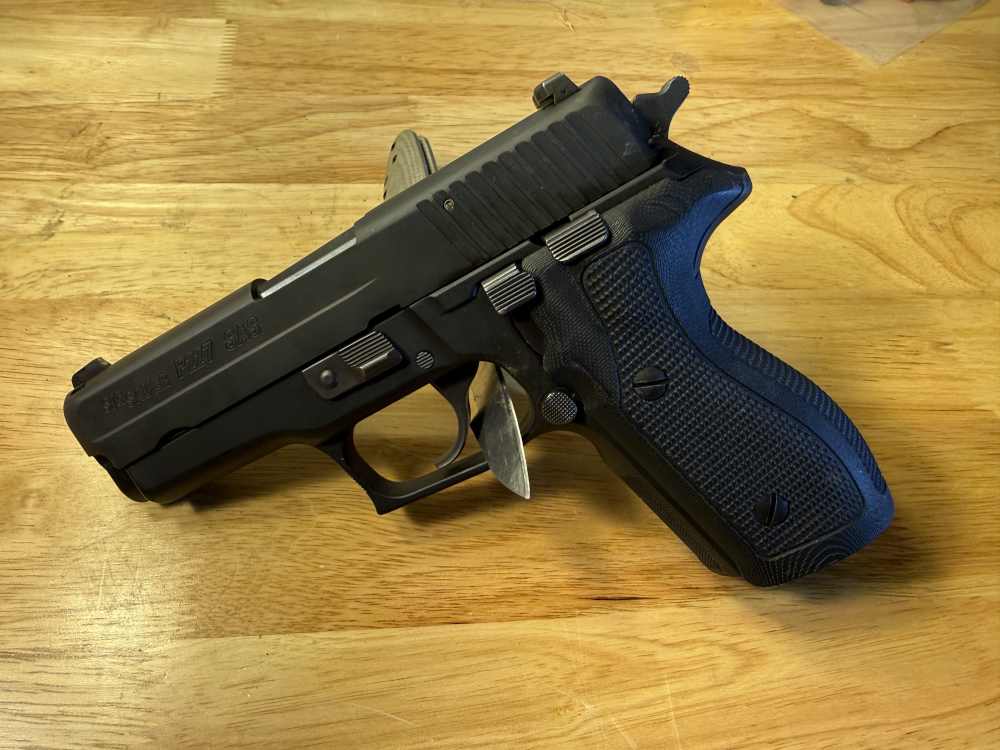 Sig P227 SAS-img-2