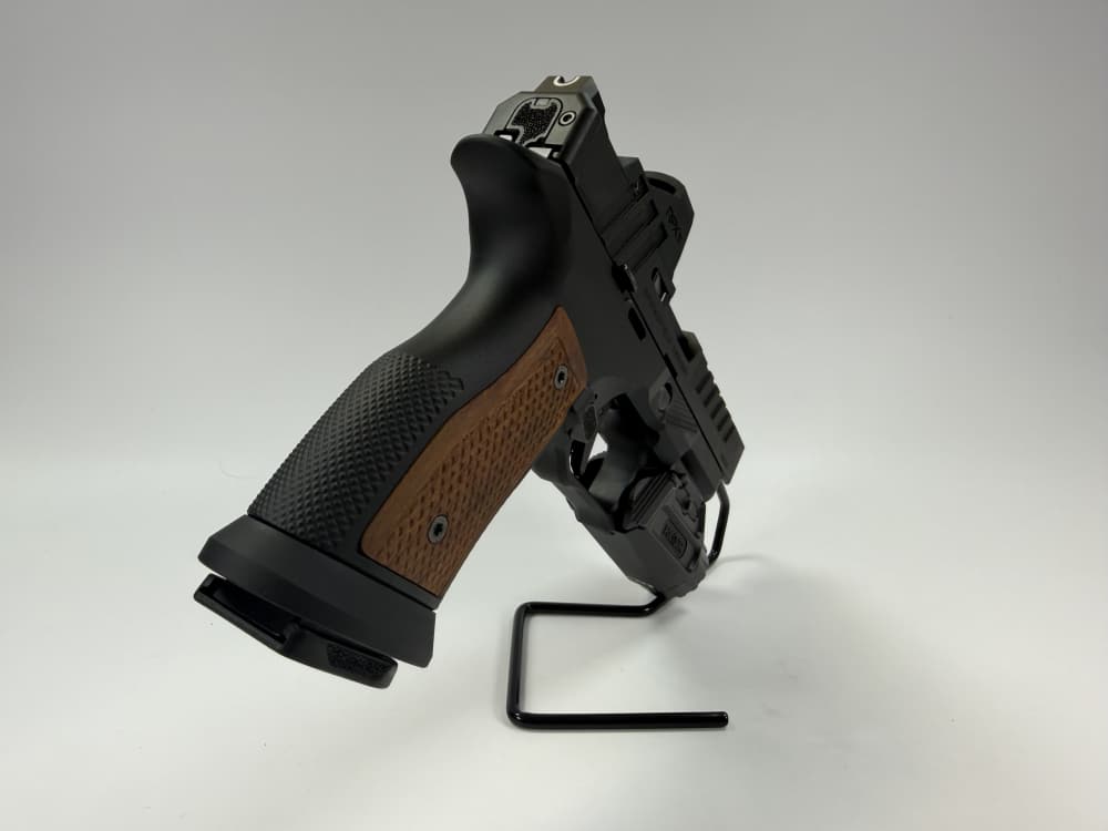 LIKE NEW! Springfield Echelon 4.5F w/ SharpBros Grip, & EXTRAS -img-6