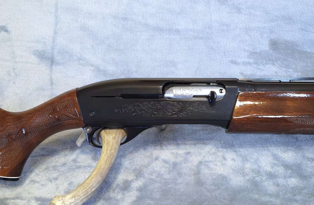 "1981" Remington Model 1100 12-Gauge Shotgun – Exquisite Condition!-img-2