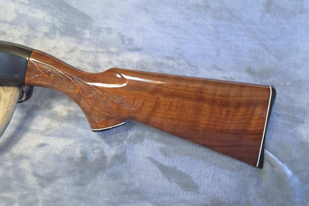 "1981" Remington Model 1100 12-Gauge Shotgun – Exquisite Condition!-img-15