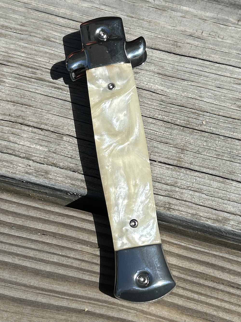 Milano Stiletto Style OTF Knife - Elite Collection - White-img-4