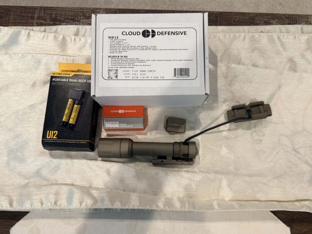 Cloud Defensive REIN 3.0 FDE - Dual Switch - Torrent Mount - 2 Batteries-img-0