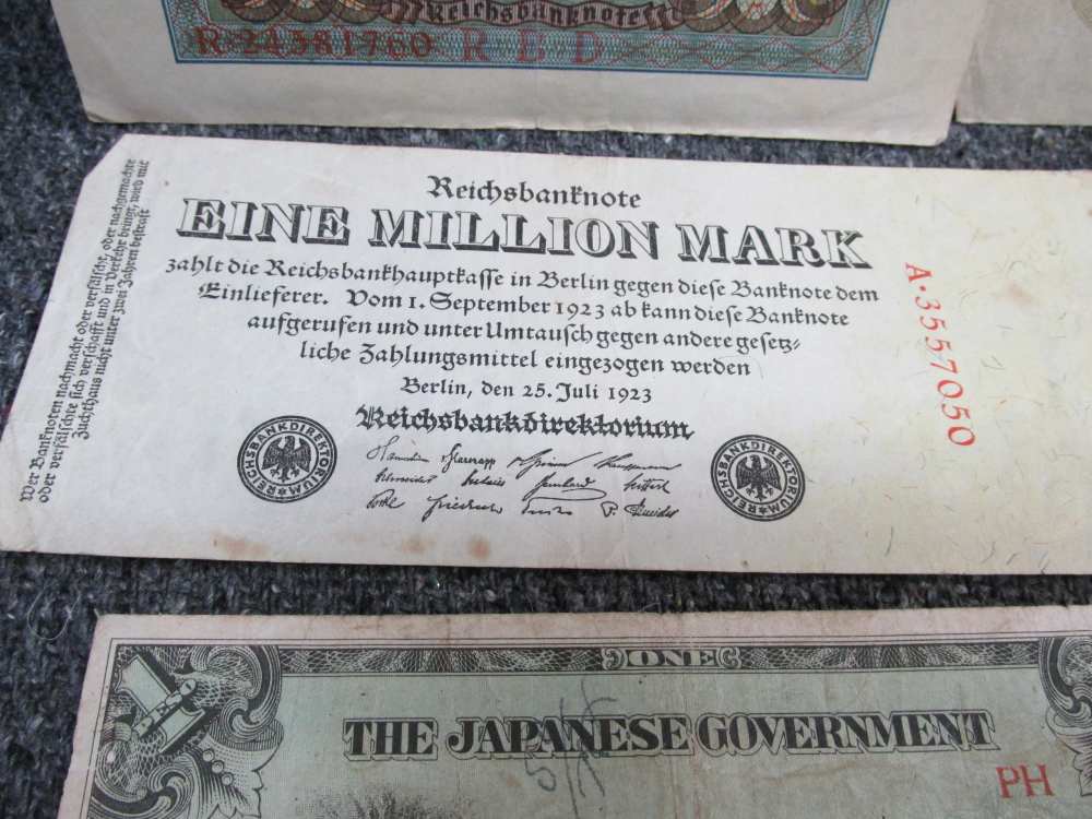 LOT OF 15 PIECES WWII ERA WORLDWIDE PAPER MONEY-ALL GERMAN & JAPANESE-img-7