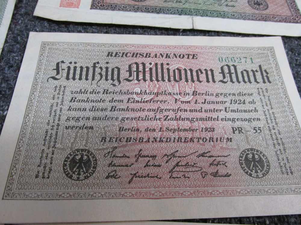 LOT OF 15 PIECES WWII ERA WORLDWIDE PAPER MONEY-ALL GERMAN & JAPANESE-img-3