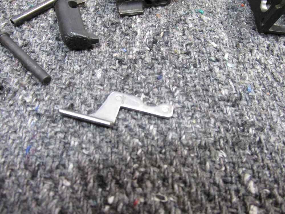 SMITH & WESSON MODEL M&P40C PISTOL PARTS KIT IN .40 S&W CALIBER-img-23