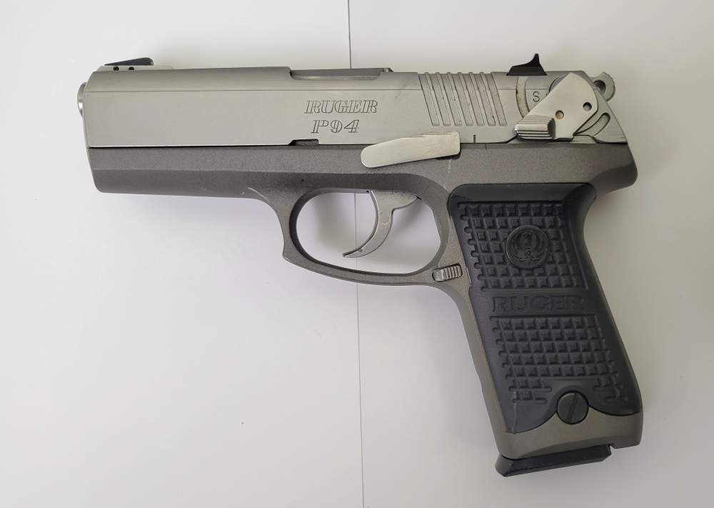 RUGER P94 .40 AUTO-img-1