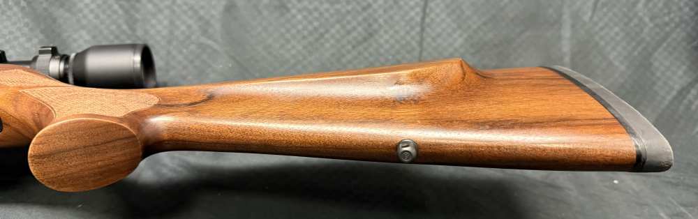 CLEAN ANSCHUTZ 1761 17MACH2 WITH 22LR BARREL AND 2 5RD MAGS 1 SINGLE SHOT -img-12