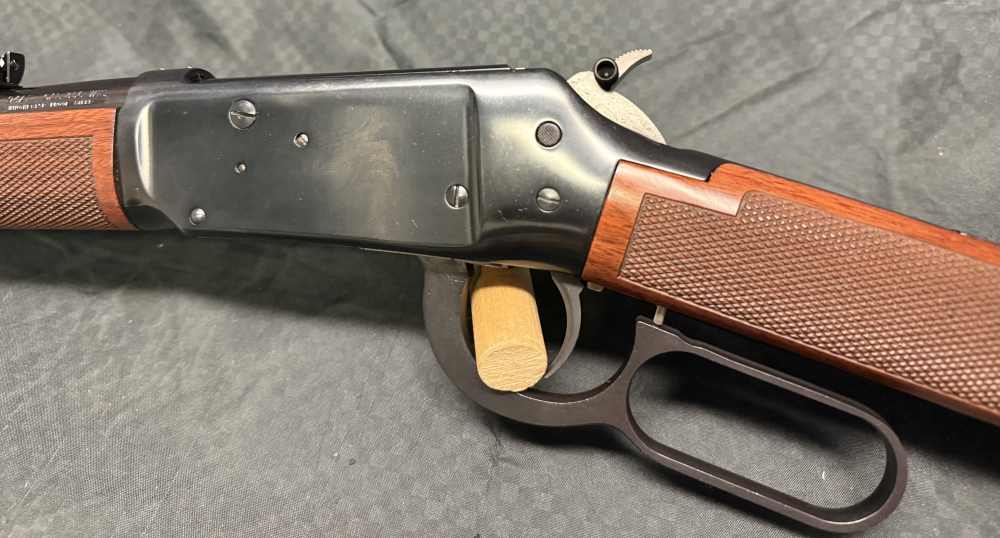 WINCHESTER MODEL 94AE "BIG BORE", 356 WINCHESTER, BEAUTIFUL WALNUT STOCK-img-3