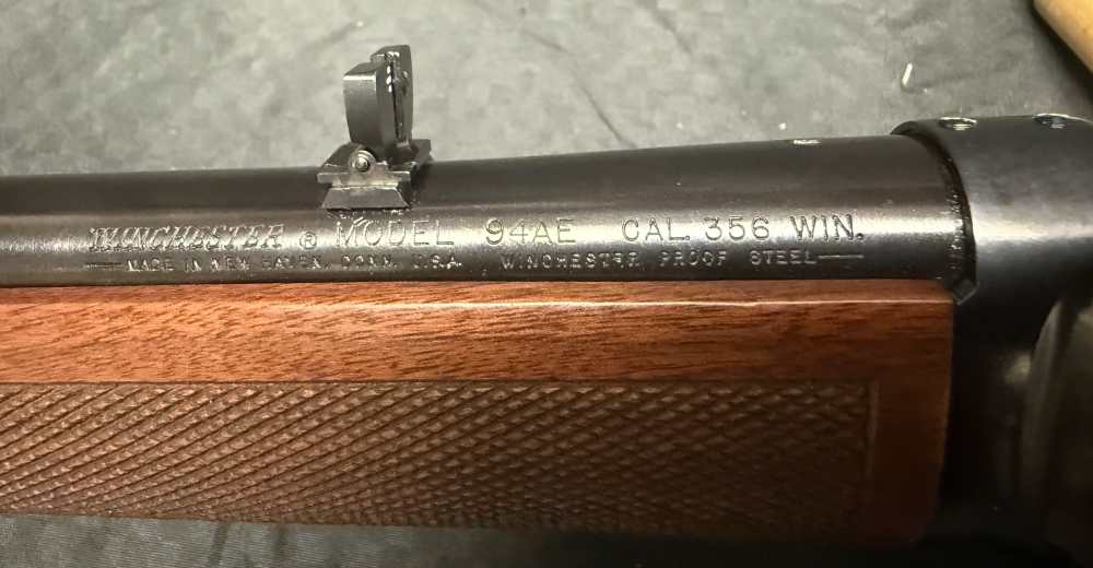 WINCHESTER MODEL 94AE "BIG BORE", 356 WINCHESTER, BEAUTIFUL WALNUT STOCK-img-5