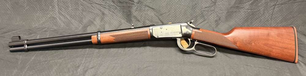 WINCHESTER MODEL 94AE "BIG BORE", 356 WINCHESTER, BEAUTIFUL WALNUT STOCK-img-1
