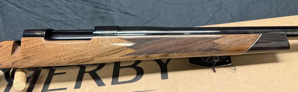 WEATHERBY MARK V DELUXE 460 WBY MAG-img-2
