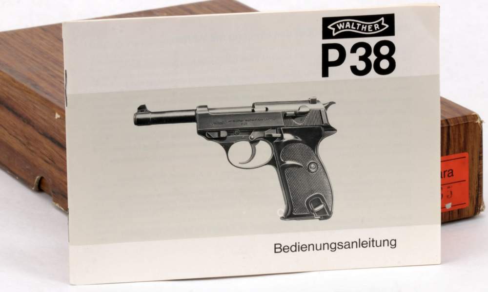 Walther P38 Factory Engraved Gold 9mm Pistol Like New In The Box-img-13
